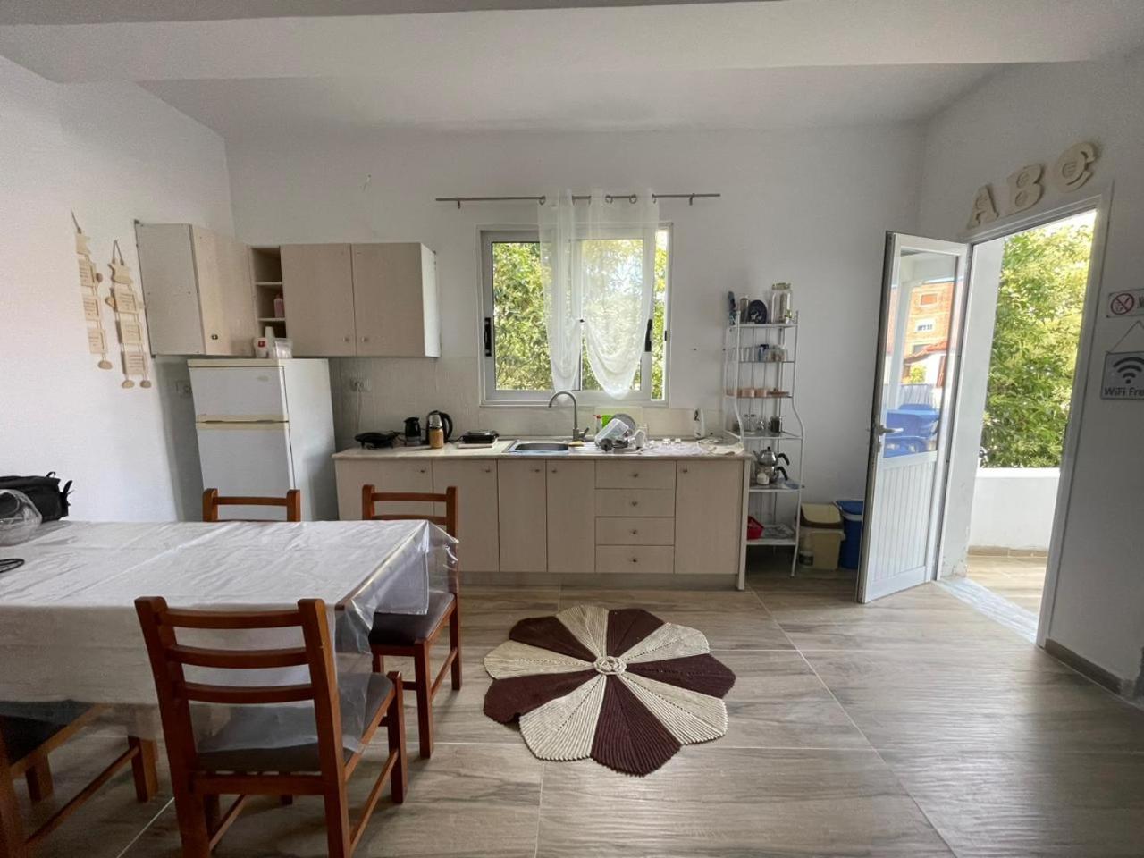 Villa Elena Berat Eksteriør billede